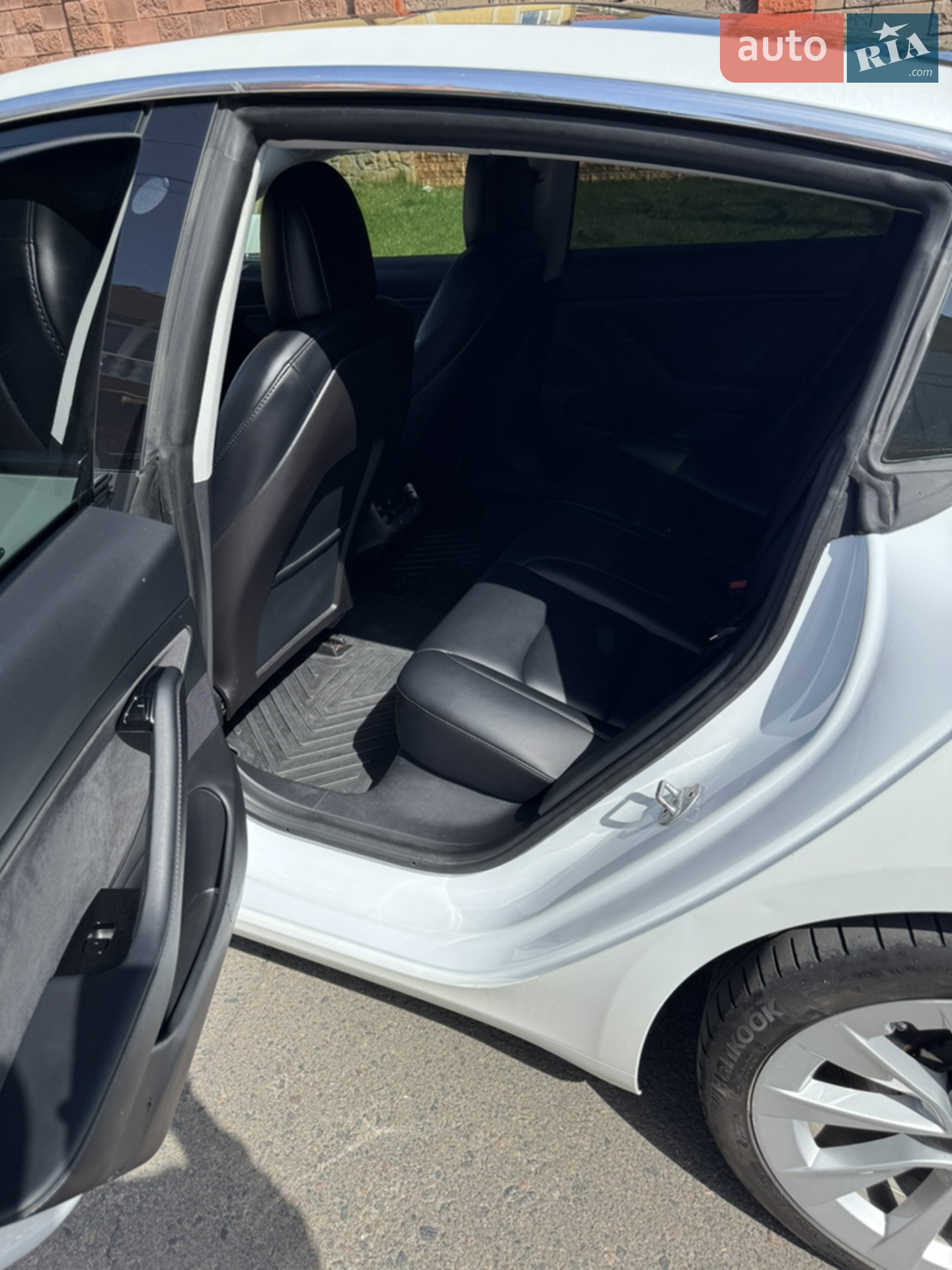 2020 Tesla Model 3 - мініатюра 31