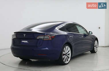 Седан Tesla Model 3 2018 в 