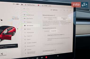 Седан Tesla Model 3 2018 в 