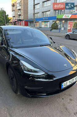 Седан Tesla Model 3 2020 в Кривому Розі