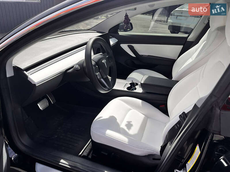 Седан Tesla Model 3 2018 в Киеве фото 11 Седан Tesla Model 3 2018 в Киеве