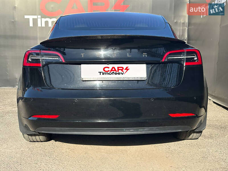 Седан Tesla Model 3 2018 в Киеве фото 15 Седан Tesla Model 3 2018 в Киеве