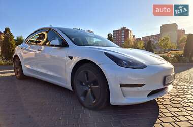 Седан Tesla Model 3 2021 в Одессе