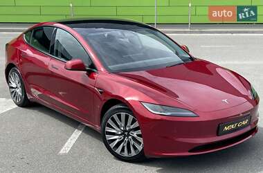 Внедорожник / Кроссовер Tesla Model 3 2024 в 