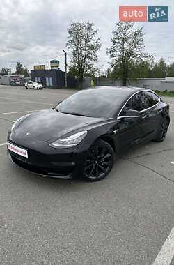 Седан Tesla Model 3 2018 в Білогородці