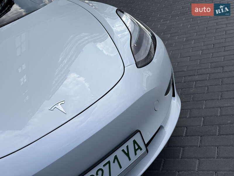 Седан Tesla Model 3 2021 в Полтаве