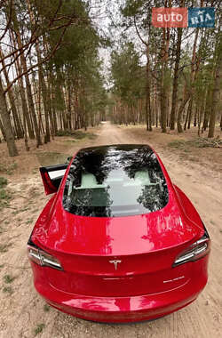 Седан Tesla Model 3 2018 в 