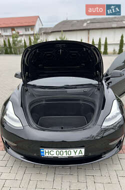 Седан Tesla Model 3 2019 в 