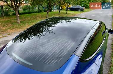 Седан Tesla Model 3 2020 в 