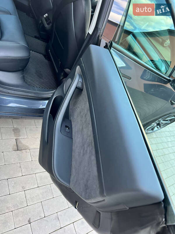 Седан Tesla Model 3 2022 в Луцьку