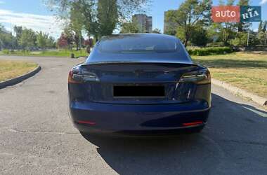 Седан Tesla Model 3 2018 в 