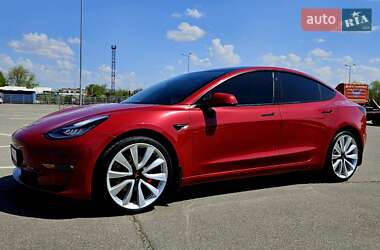 Седан Tesla Model 3 2018 в 