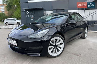 Седан Tesla Model 3 2022 в Києві