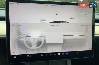 Седан Tesla Model 3 2022 в 