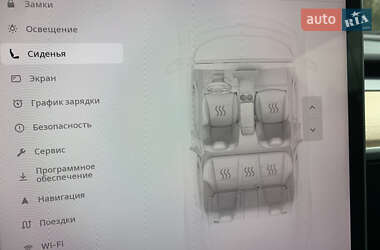Седан Tesla Model 3 2022 в 