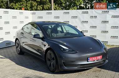 Седан Tesla Model 3 2023 в Луцьку