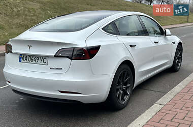 Седан Tesla Model 3 2018 в 