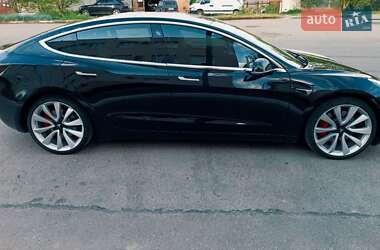 Седан Tesla Model 3 2018 в 