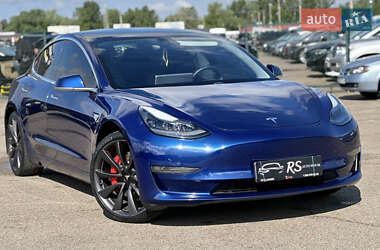 Седан Tesla Model 3 2019 в Києві