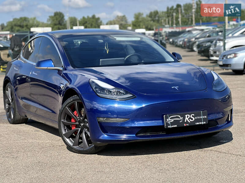 Tesla Model 3 2019