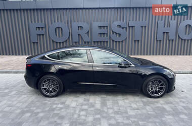 Седан Tesla Model 3 2019 в Виннице