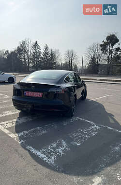 Седан Tesla Model 3 2020 в 