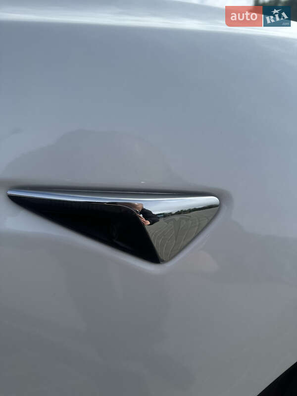 Седан Tesla Model 3 2020 в Кропивницькому фото 4 Седан Tesla Model 3 2020 в Кропивницькому
