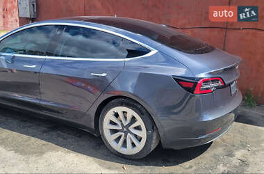Седан Tesla Model 3 2018 в Киеве фото 5 Седан Tesla Model 3 2018 в Киеве