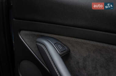 Седан Tesla Model 3 2022 в Львове
