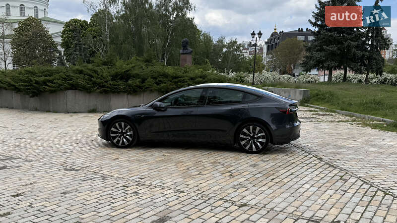 Седан Tesla Model 3 2024 в Белой Церкви
