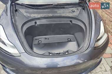Седан Tesla Model 3 2018 в 