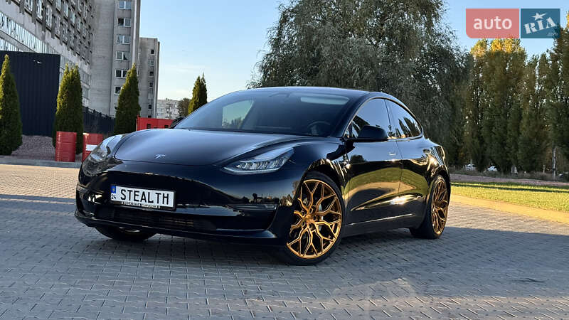 Седан Tesla Model 3 2018 в Черкассах фото 3 Седан Tesla Model 3 2018 в Черкассах