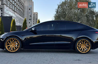 Седан Tesla Model 3 2018 в 