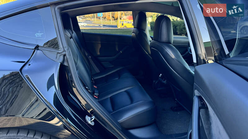 Седан Tesla Model 3 2018 в Черкассах фото 41 Седан Tesla Model 3 2018 в Черкассах