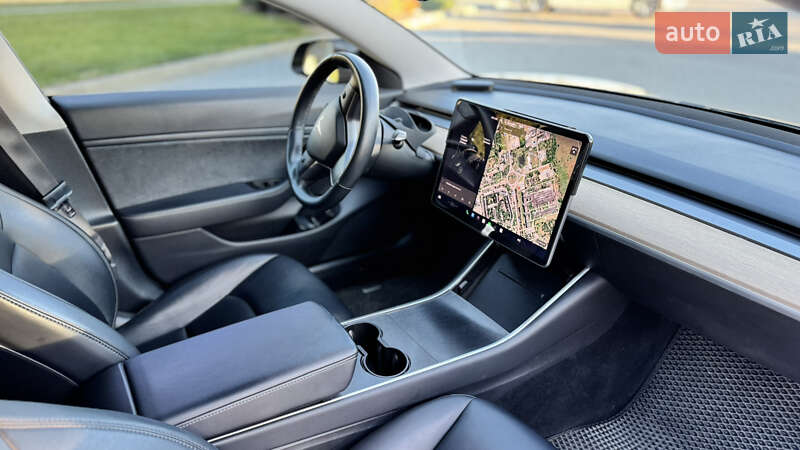 Седан Tesla Model 3 2018 в Черкассах фото 43 Седан Tesla Model 3 2018 в Черкассах