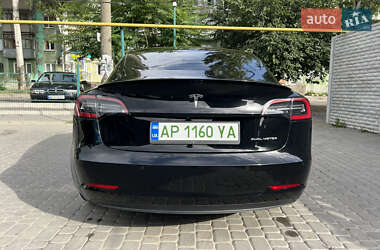 Седан Tesla Model 3 2019 в 