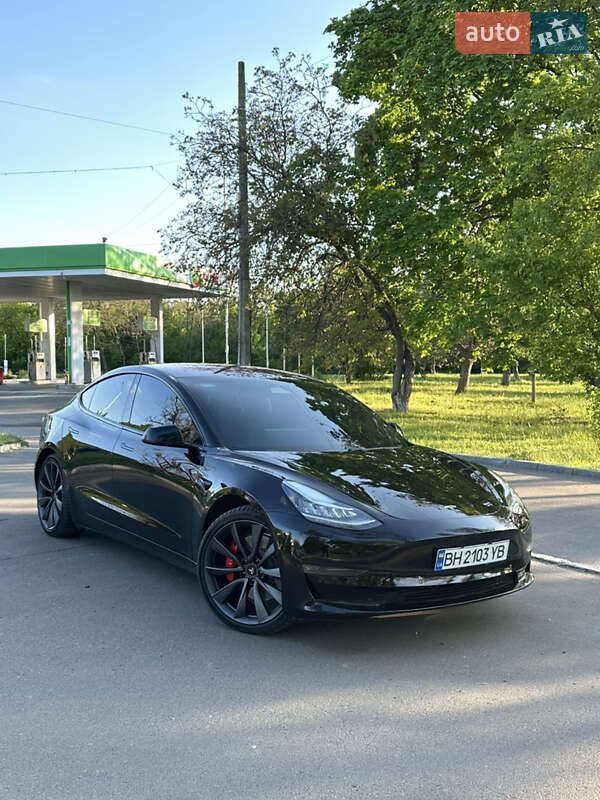 Седан Tesla Model 3 2018 в Одессе