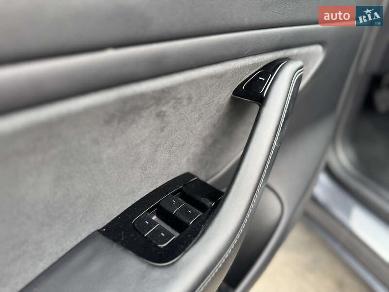 Седан Tesla Model 3 2019 в Рівному