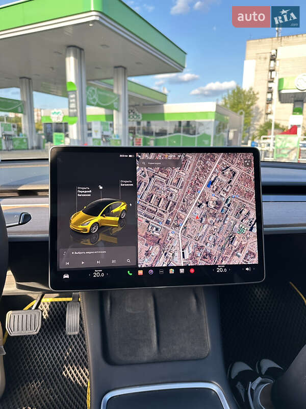 Седан Tesla Model 3 2022 в Вінниці
