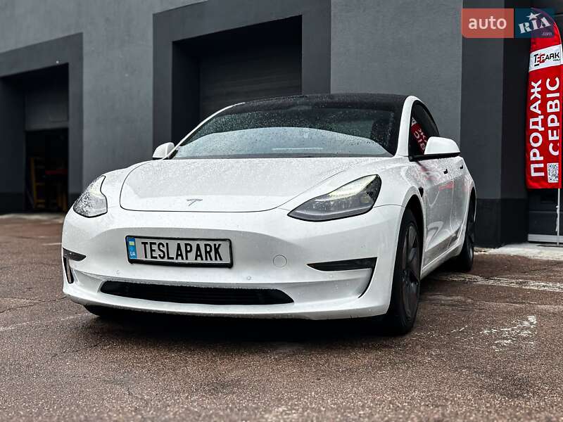 Седан Tesla Model 3 2022 в Киеве фото 4 Седан Tesla Model 3 2022 в Киеве