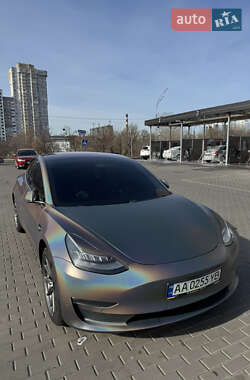 Седан Tesla Model 3 2018 в Киеве