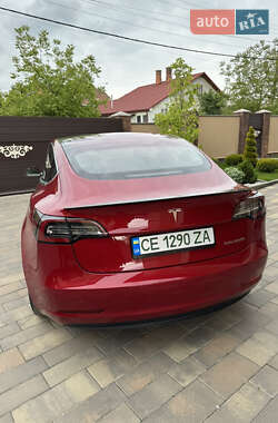 Седан Tesla Model 3 2019 в 