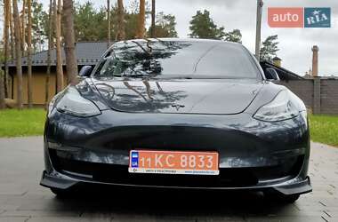 Седан Tesla Model 3 2019 в 