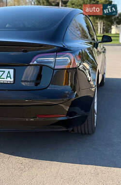 Седан Tesla Model 3 2018 в 