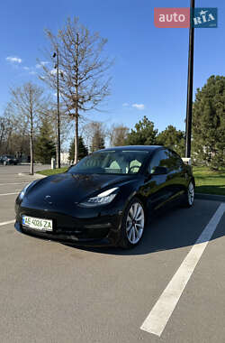 Седан Tesla Model 3 2018 в 