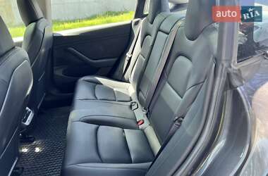 Седан Tesla Model 3 2018 в 