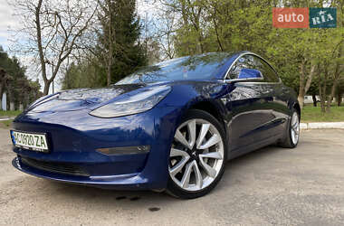 Седан Tesla Model 3 2018 в 