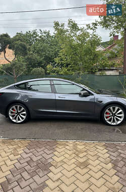 Седан Tesla Model 3 2018 в Черновцах
