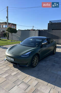 Седан Tesla Model 3 2019 в 
