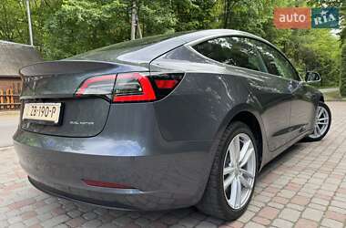 Седан Tesla Model 3 2019 в 